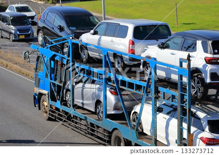 承運車（車輛承運人） 133273712