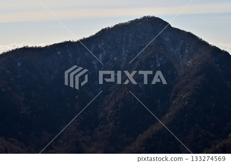 Mount Ihai seen from Kitashirogaren of Mount Echizen in the Aitaka Mountain Range 133274569