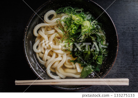 Kake udon noodles topped with Naruto seaweed (Kagawa Prefecture) Kake udon noodles topped with Naruto seaweed (Kagawa Prefecture) 133275133