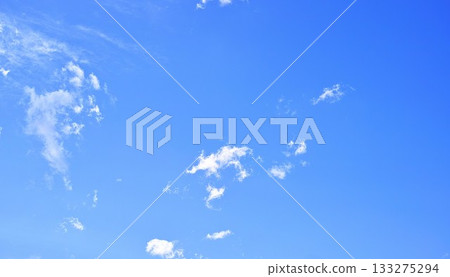 藍色的天空和雲圖像 藍色的天空和雲圖像 133275294