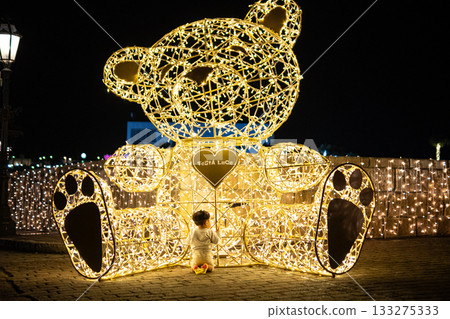 illumination 133275333