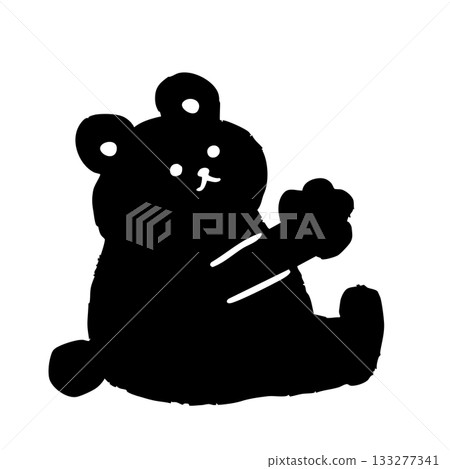一幅可愛的手繪小熊剪影插圖，小熊坐著，伸展雙臂，舉起什麼東西。 133277341