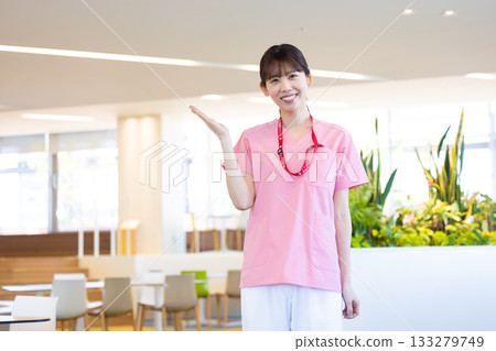 女護士的醫療肖像與學校法人電波學園東京電子專門學校合作拍攝 女護士的醫療肖像與學校法人電波學園東京電子專門學校合作拍攝 133279749