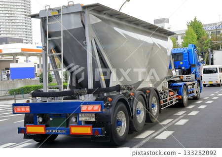 粉粒運輸車（散裝車） 133282092