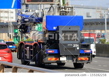 越野起重機（自行式起重機） 133282238
