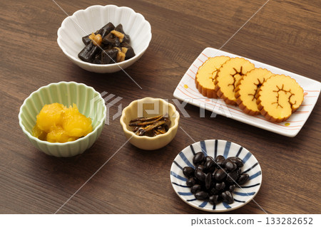 New Year's dishes on the dining table New Year's dishes on the dining table 133282652