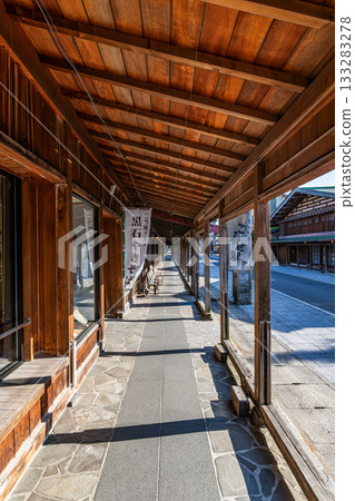 青森縣黑石市古美世大街及其街景 133283278