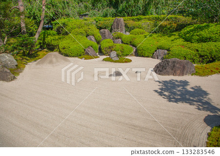 Yatsuketsuin's Kayama Water Garden 133283546