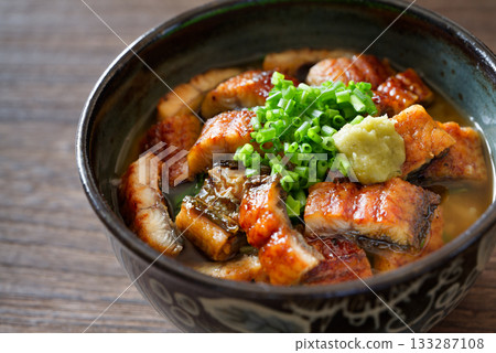 鰻魚中國 133287108