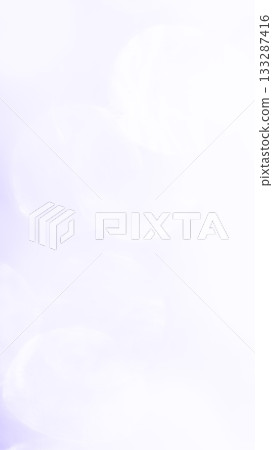 柔和閃亮的散景，淺色漸層背景，紫色 133287416