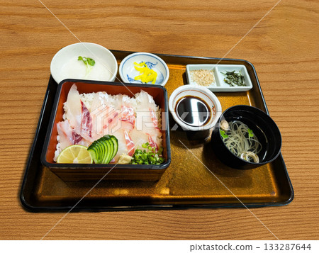 Uwajima sea bream rice, a local dish from Ehime Prefecture 133287644