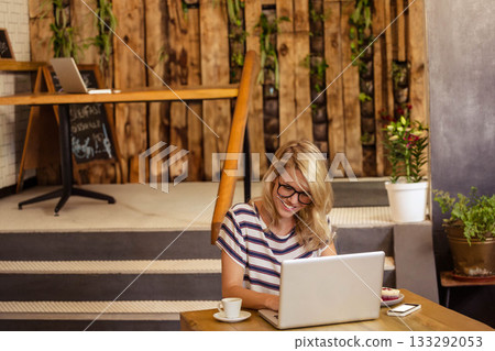 laptop, female, student 133292053