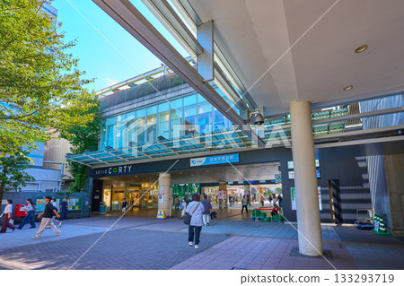 View of the north exit of Seijo Gakuenmae Station on the Odakyu Line in Setagaya Ward, Tokyo 133293719
