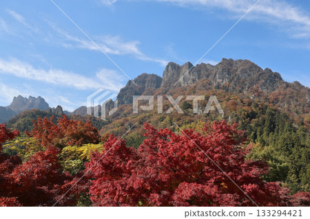 妙義山紅葉美麗 133294421