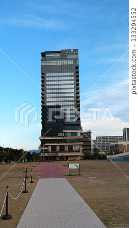 從浪速宮公園看到的 Patina Osaka Hotel 133294552