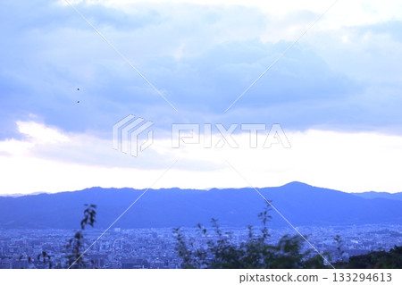 A cloud over the mountain 133294613