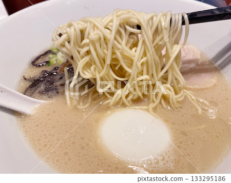 Tonkotsu ramen with seasoned egg Tonkotsu ramen with seasoned egg 133295186