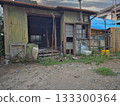 Unoccupied vacant house 133300364