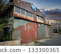 Unoccupied vacant house 133300365