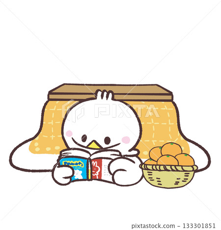 一隻白鳥躺在暖桌上的插圖 133301851