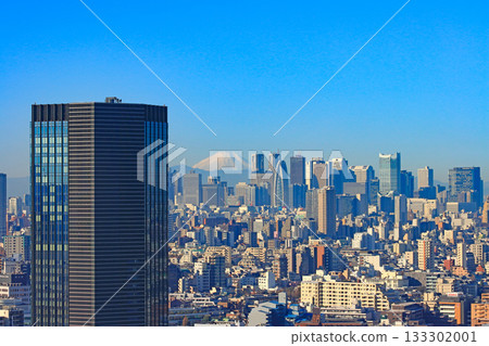 東京新宿區、富士山風景與新宿副中心摩天大樓區 東京新宿區、富士山風景與新宿副中心摩天大樓區 133302001