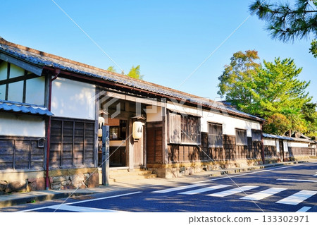 松江市鹽見繩手武士住宅 133302971