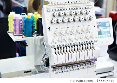 Embroidery industrial machine 133306858