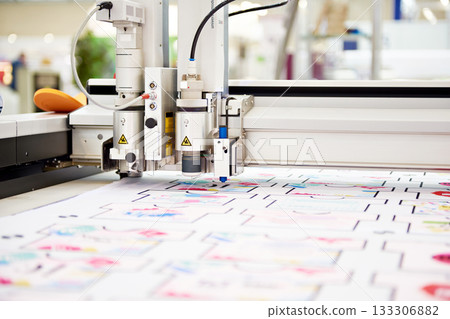 Machine for drawing pattern on fabric 133306882