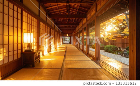 奢華的背景，卻又帶著傳統日式旅館的溫馨氛圍。 133313612