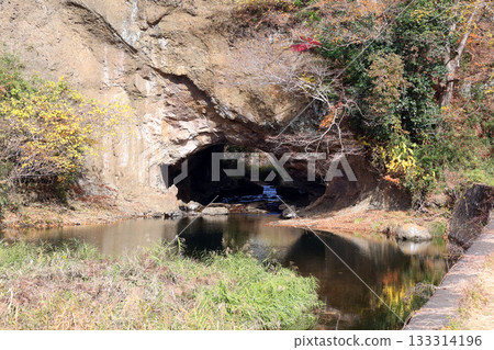 Kisu River's Cave Kisu River's Cave 133314196