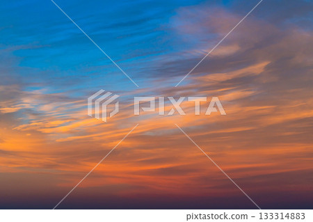 Orange-colored clouds Sunset cirrus clouds b-1-2 High contrast 133314883