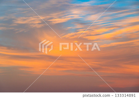 Orange-colored clouds Sunset cirrus clouds c-1-2 High contrast 133314891