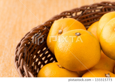 籃子裡的橘子特寫 133315773