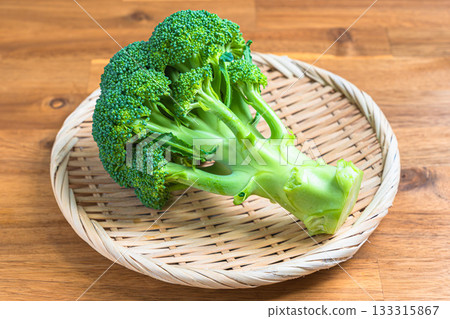 broccoli 133315867