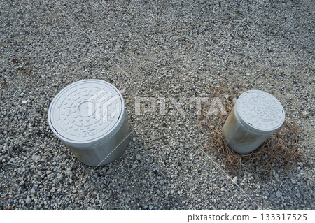 Underground facilities that support daily life in Japan: Rainwater manholes and sewage manholes (sewage) Underground facilities that support daily life in Japan: Rainwater manholes and sewage manholes (sewage) 133317525