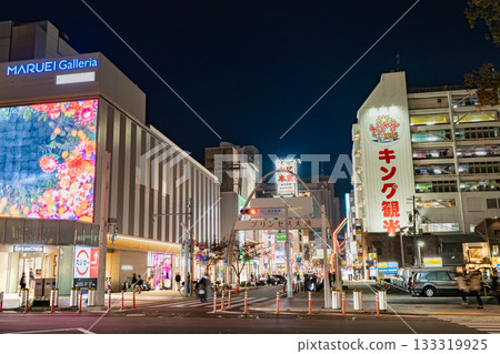 名古屋市中區榮廣小路吳福町十字路口的大通公主夜景 133319925