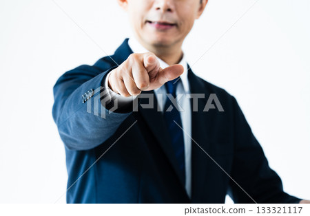 要指出的商人 133321117
