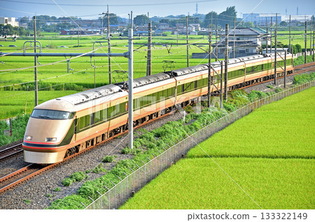 Tohoku Main Line, Higashiwashimiya-Kurihashi, Tobu Railway, 100 series, 106 train, Nikko pilgrimage 133322149