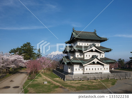 Hirosaki Castle, Cherry Blossoms, and Mount Iwaki Spring 2025 133322238