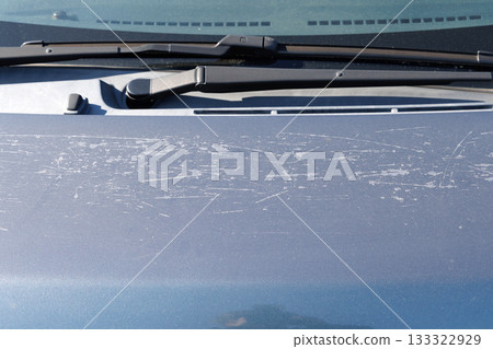 Deterioration of the car hood paint 133322929