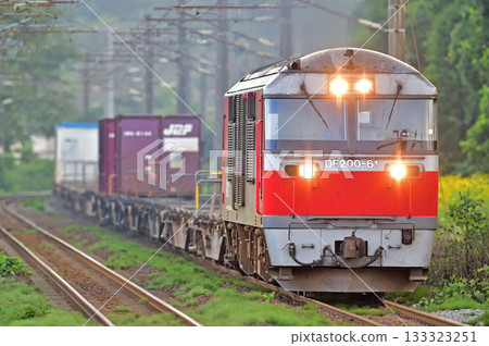 室蘭本線、小城濱、JR貨運、DF200-61(五稜郭) 室蘭本線、小城濱、JR貨運、DF200-61(五稜郭) 133323251
