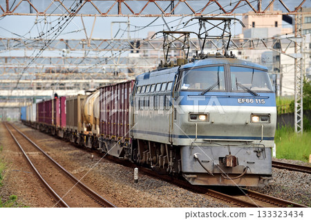 東海道本線平塚JR貨運EF66-115（吹田） 133323434