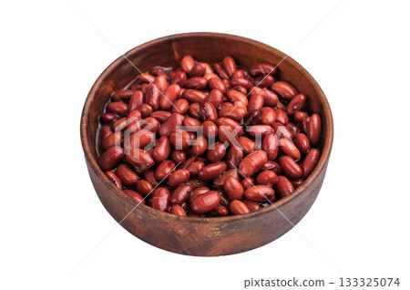 Red kidney beans in a natural wooden bowl on a bright white background. Healthy, protein-rich vegan food. Overhead. 133325074