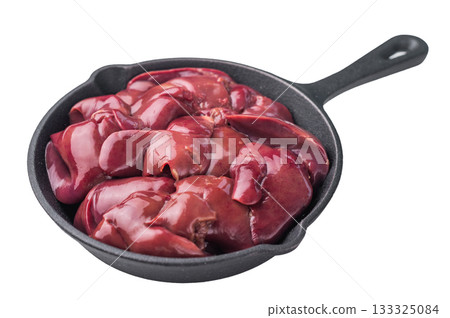 Close-up of fresh chicken liver in a pan Close-up of fresh chicken liver in a pan 133325084