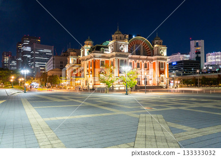 大阪府：大阪市中央公會堂和中之島的夜景 133333032