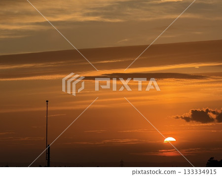 Dramatic morning glow Dramatic morning glow 133334915