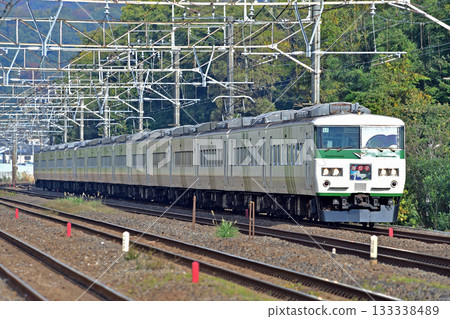 東海道本線、二宮甲津、JR東日本、185系列、A8編組（大宮）、大通子 133338489