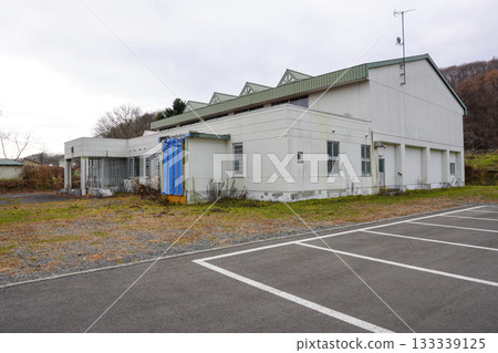 新日高町河合小學(已關閉) 新日高町河合小學(已關閉) 133339125