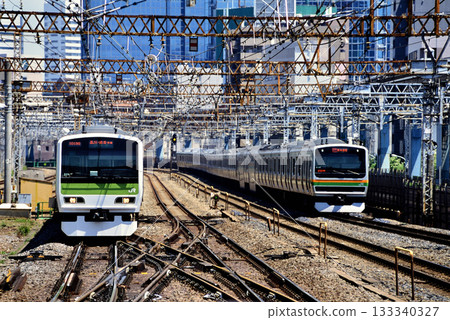 2007年,通勤列車駛入田町站 2007年,通勤列車駛入田町站 133340327