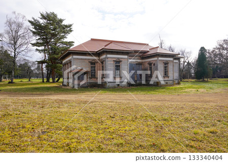 The former Western-style office of the Niikappu Farm, Livestock Improvement Center The former Western-style office of the Niikappu Farm, Livestock Improvement Center 133340404